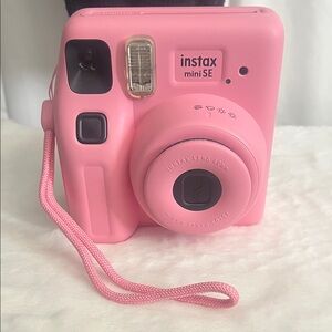 Instax Mini SE Blush Pink Camera